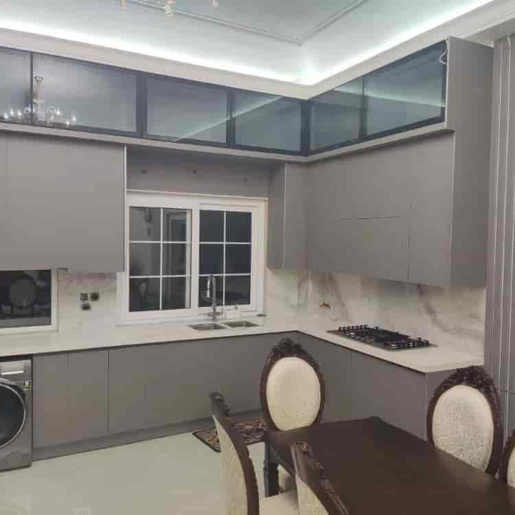 کابینت mdf مات طوسی با درب فریم لیس