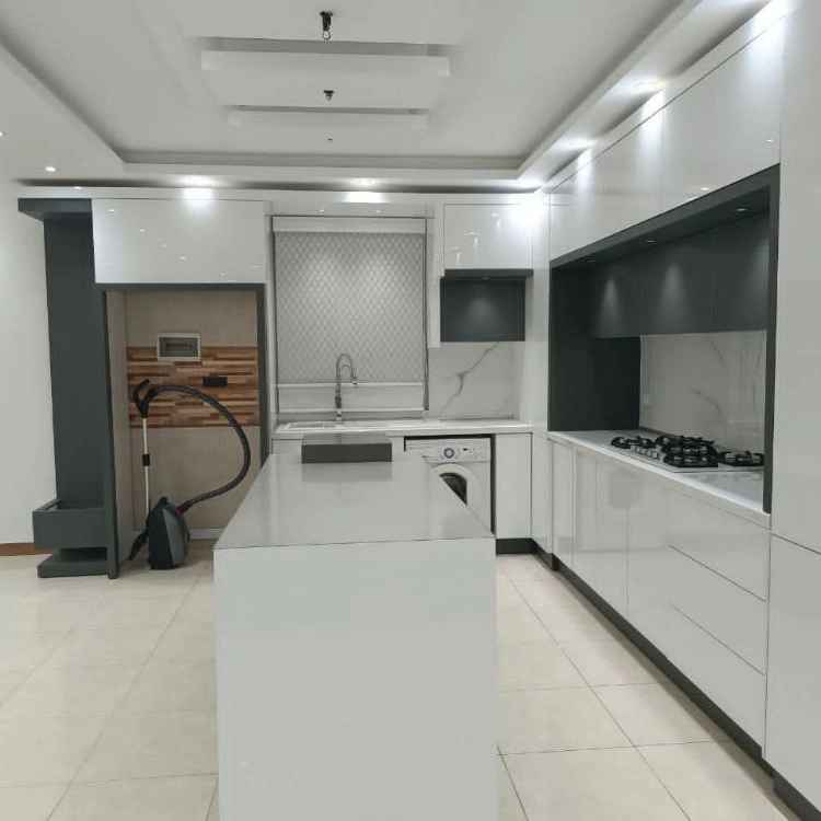 کابینت هایگلاس مدرن رنگ سفید